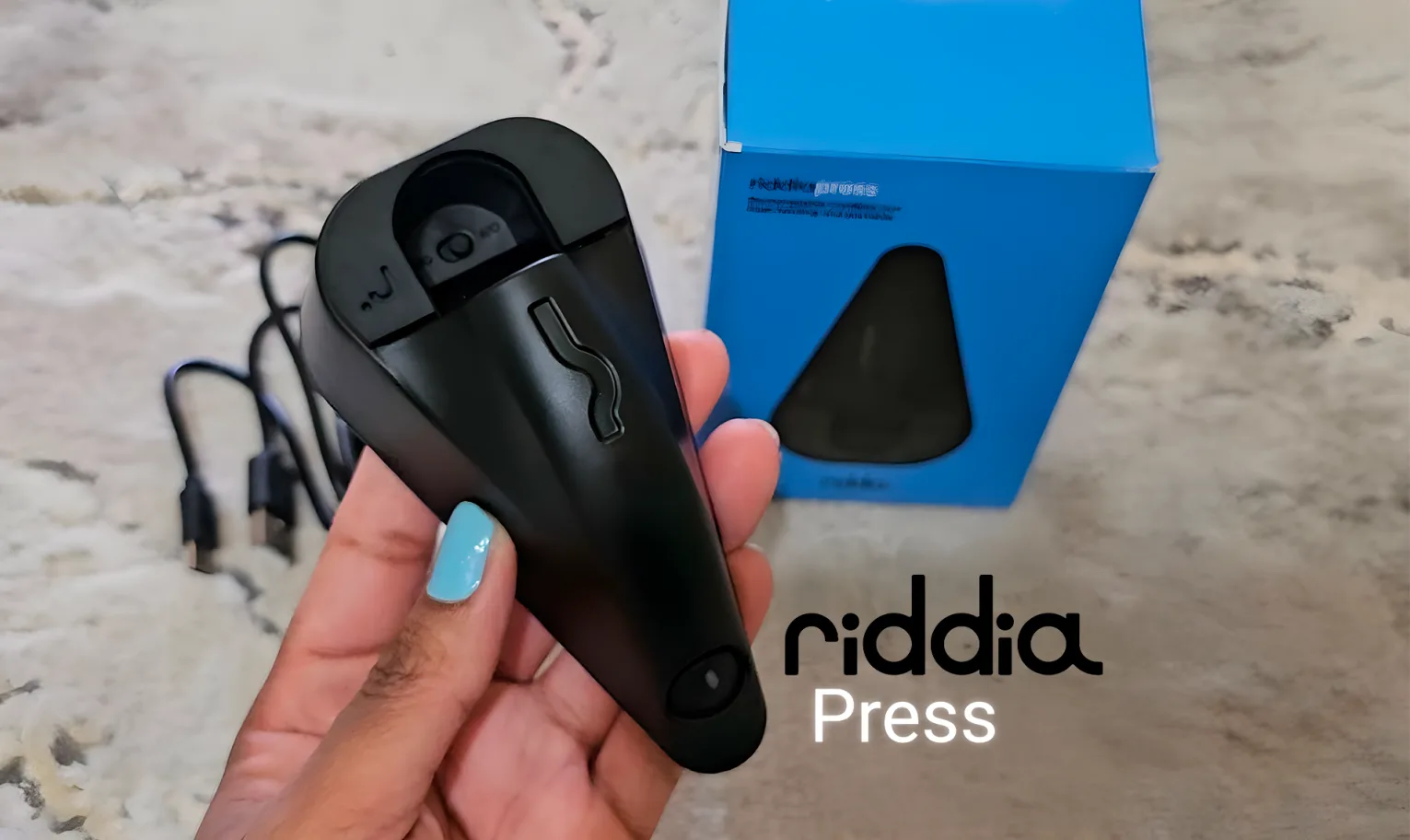 riddiaPress Review: Does A Pocket-Sized Iron Actually Work?