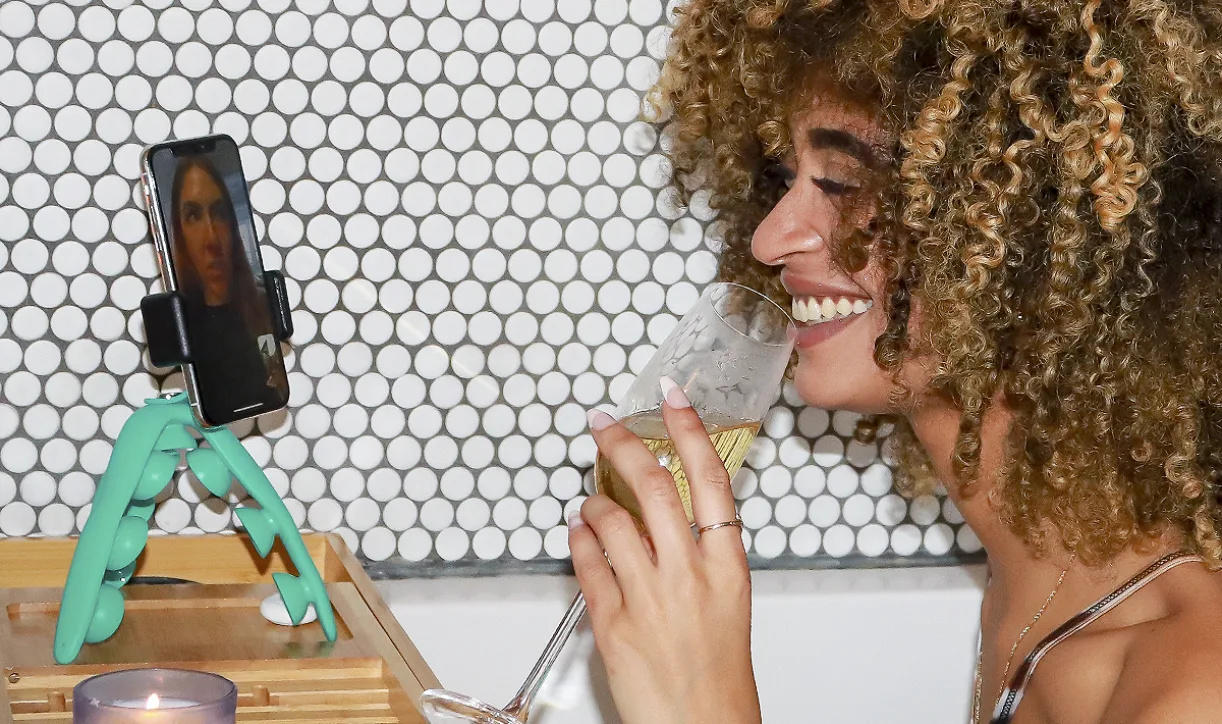 Person video chatting hands-free using Tenikle